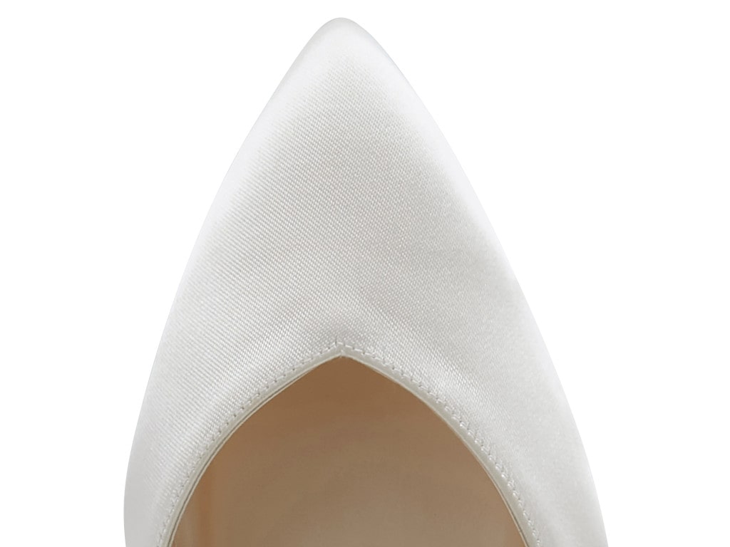 Amyla - Ivory Pearl Detail Wedding Shoes - Detail