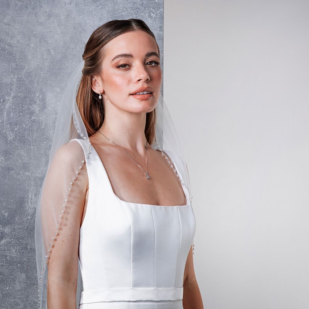 Azalea - Crystal Edge Short Wedding Veil