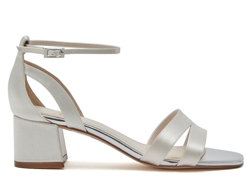 Zara strappy best sale white sandals