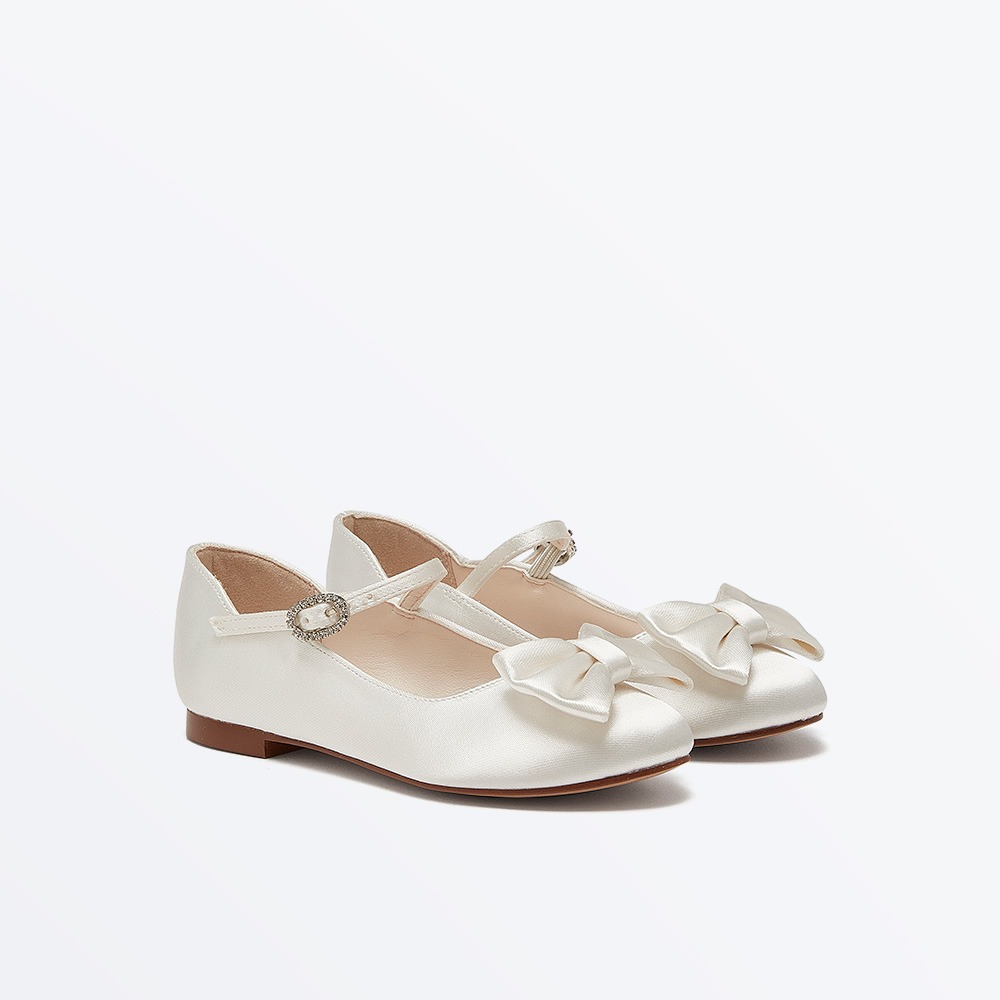 Daisy - Ivory Satin Girls Wedding Shoes - Front