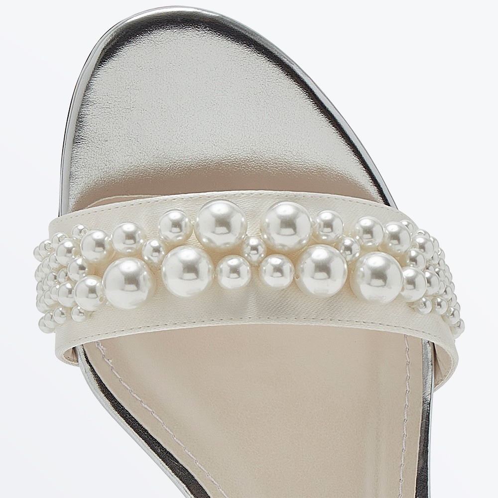 Kendall - Ivory Pearl Detail Flat Wedding Sandals - Toe Detail