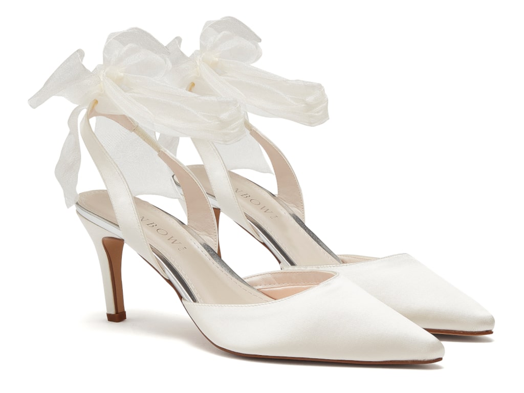 Ribbon discount wedding shoes