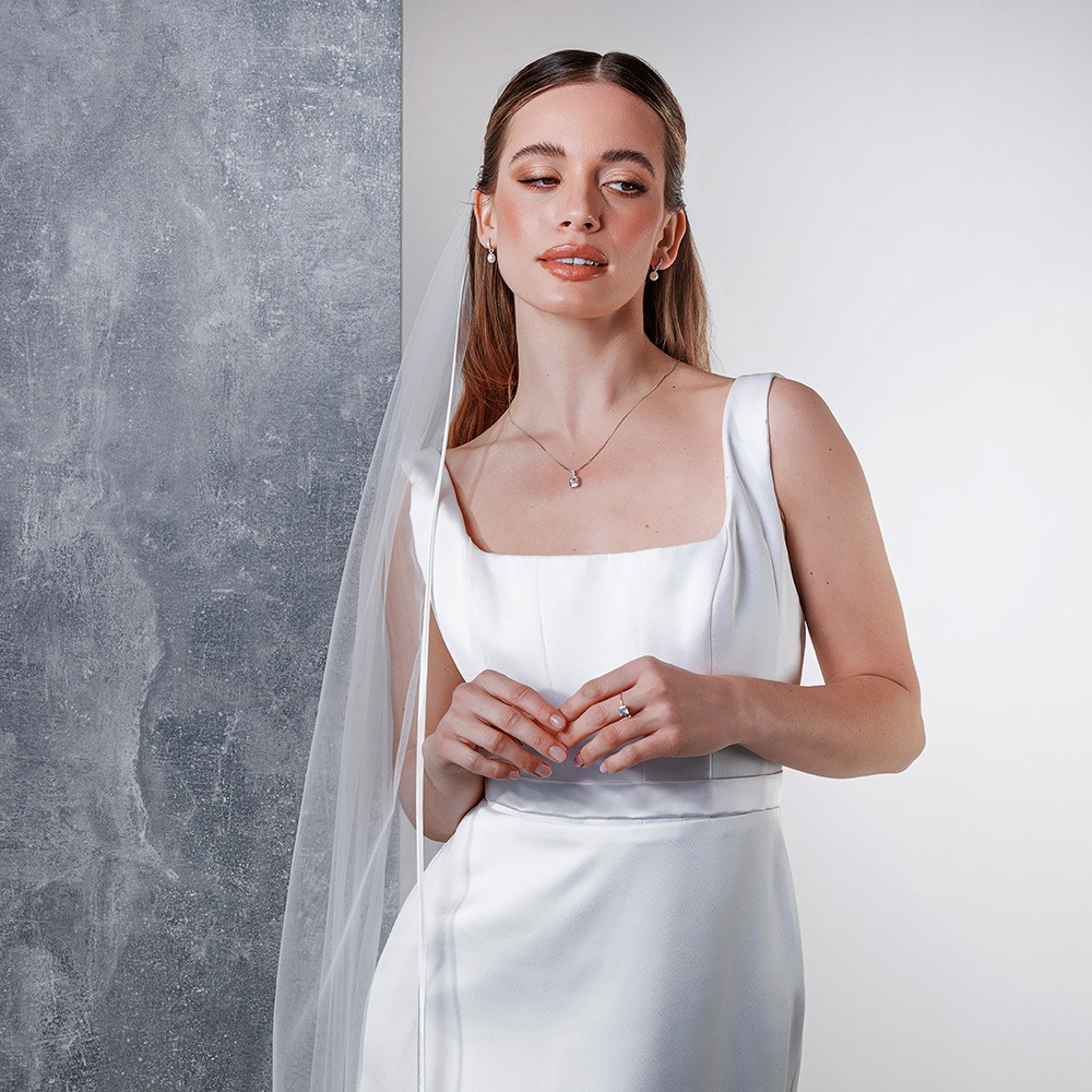 Snapdragon - Ivory Satin Edge Long Bridal Veil