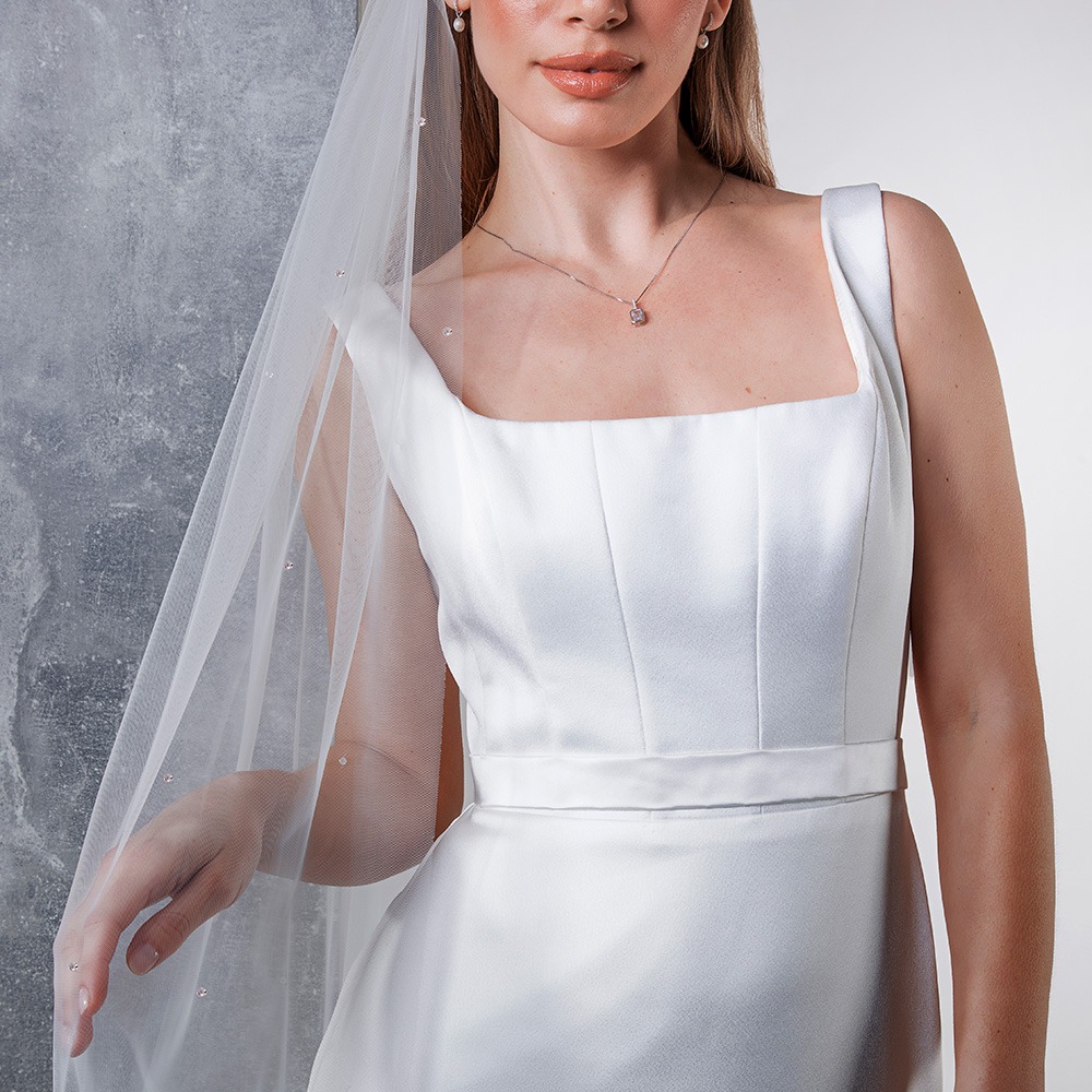 Starfire - Crystal Scattered Raw Edge Long Veil - Detail