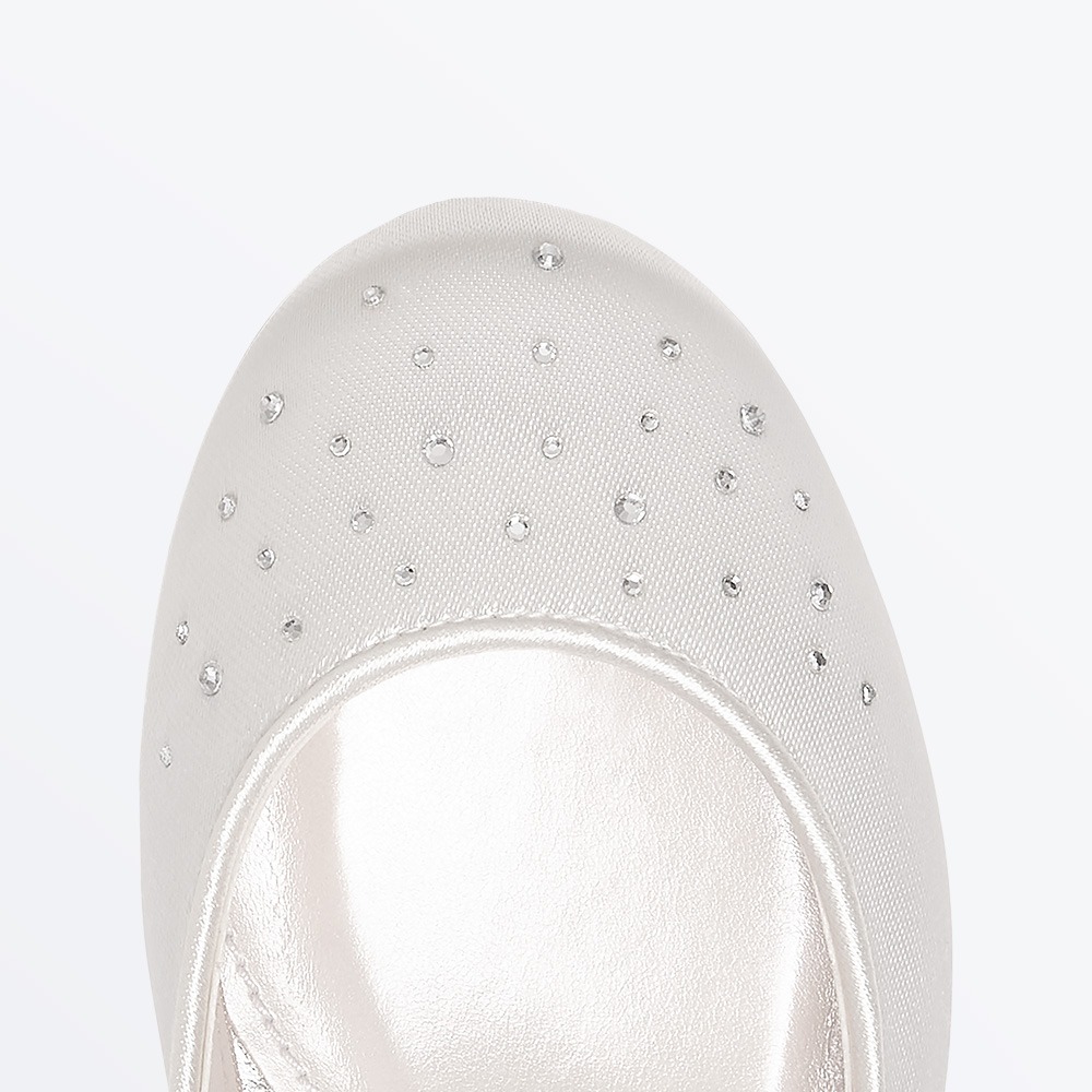 Verity - White Satin Girls Communion Shoes - Toe Detail